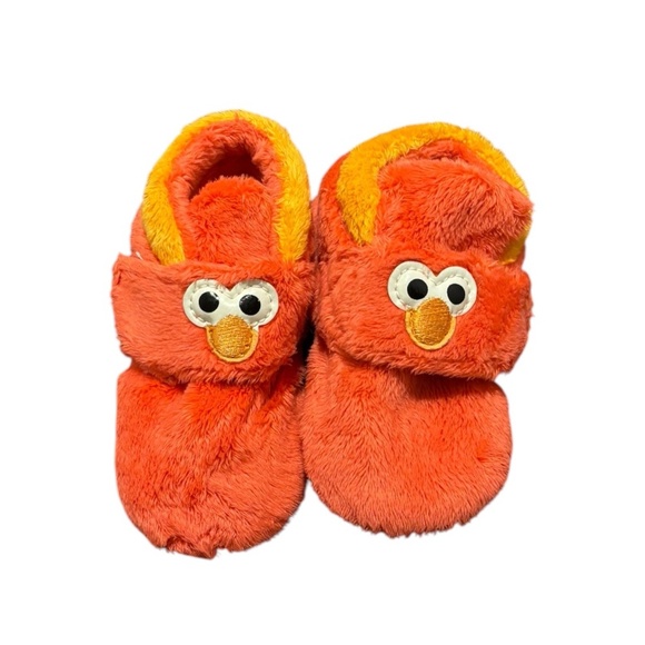 Ugg x Sesame Street Bixbee Shoes in Elmo Infant Size 4/5 - Picture 1 of 9